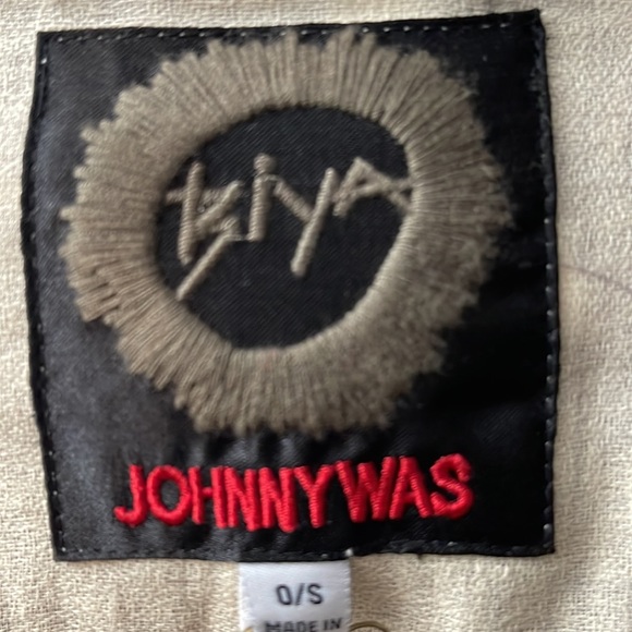 Biya by Jonny Was Cream Aro Embroidered Fringe Detail Linen Blend Poncho - Picture 2 of 10